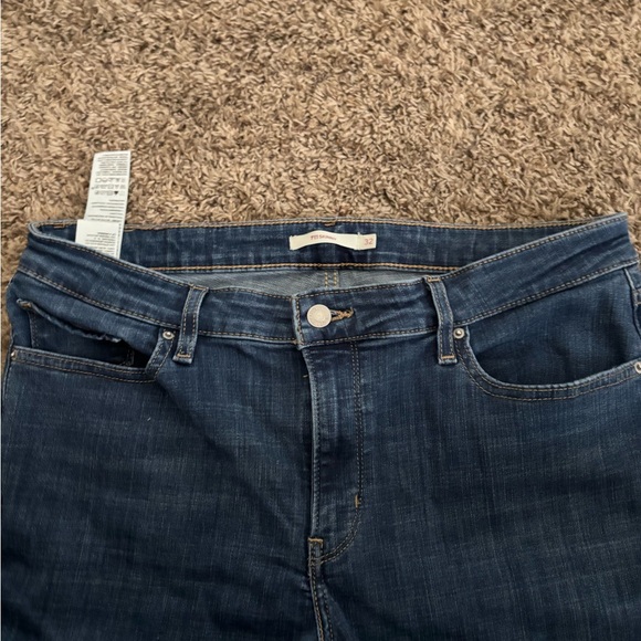 Womens Plus Size 32 Levi Jeans 711 Skinny Jeans - Picture 5 of 6